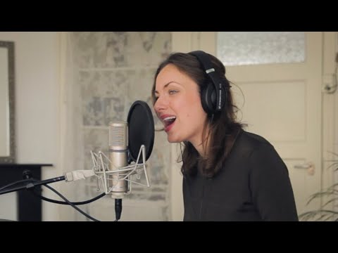 Fridolijn plays Narcissus live at home - with lyrics & introduction