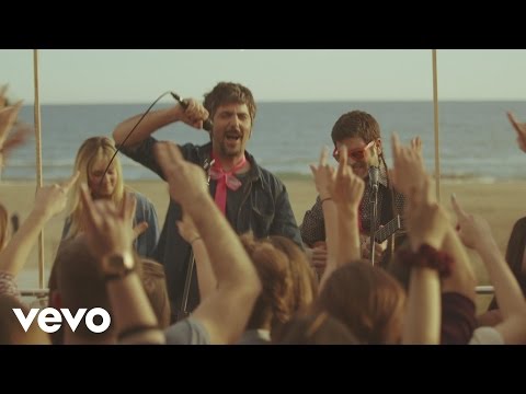 Videoclip de Gafas de Rosa — Estopa