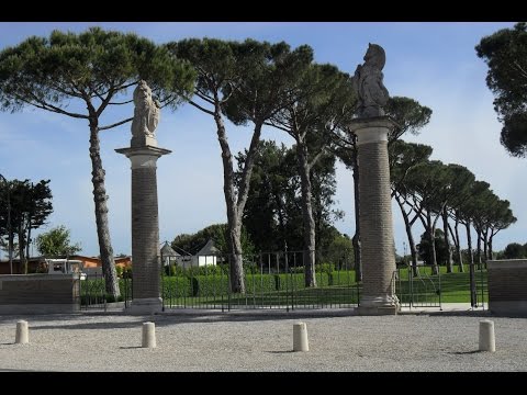 Di Romolo Caldieri - Minturno.Il cimitero di guerra inglese.La porta (Vox  Nello Peluso)