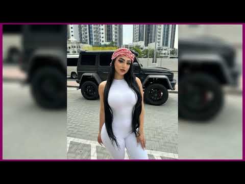 Nadia✅Khar Curvy Plus Size Fashion Model Biography Wiki age