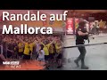 Ausschreitungen auf Mallorca: Aachen-Fans randalieren auf Schinkenstraße | WDR Aktuelle Stunde