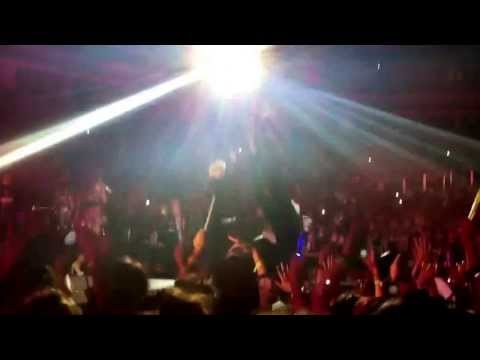 Music Bank Istanbul- I Gotta Feeling 130907