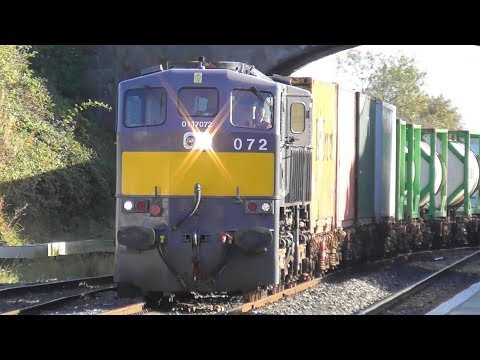 Irish Rail 071 Class Loco on IWT freight Liner - Kildare Station, Ireland