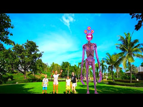 Egor Super Star ESP Y Selena Sun CONTRA Traffic Light Head En La Vida Real