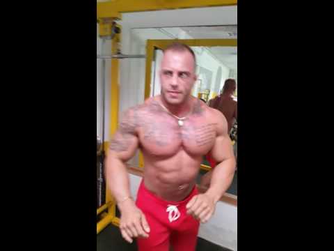Skuteczne ćwiczenia na wzmocnienie mięśni lędźwiowych Biceps mięśnie jak typ