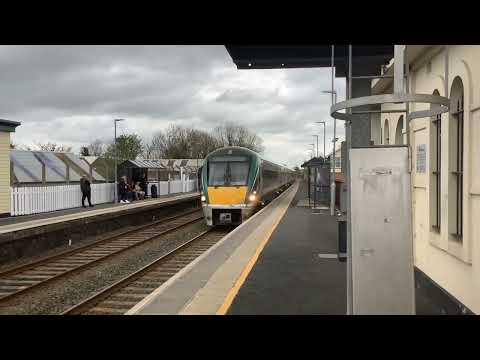 IE 22000 Class DMU 22039 at Moira 2/4/23