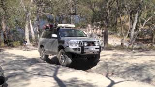 preview picture of video 'Lake Lyell - 4x4 Hill Climbs'