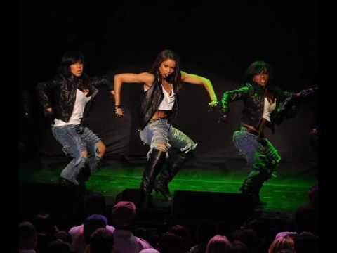 Maksi ft. MasTeR GoLD - Puthje n'telefon ENGJELLUSHJA.wmv