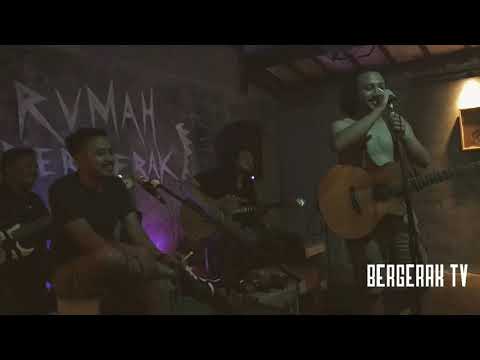 Senja Senja Tai Anjing - Project Hambalang