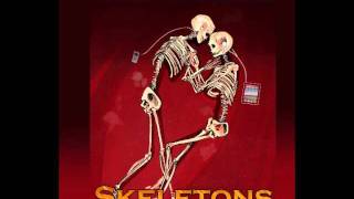 X-Patriate: Alan J. Lipman: "Skeletons"