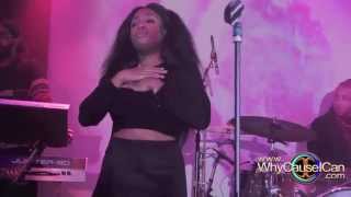 SZA Debuts NEW SONG &quot;Sobriety&quot; At Afropunk In Atlanta