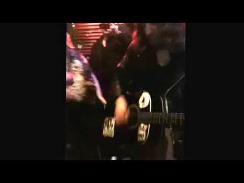 CamdenTown Singalong outside BluesKitchen  "NoWomanNoCry" - Moni Tivony & Public