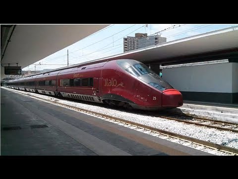 Italo 9974 in partenza da Napoli Centrale