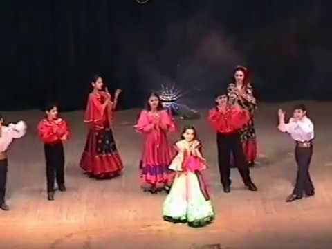 Детский  цыганский ансамбль под  руководством А. Вербитского