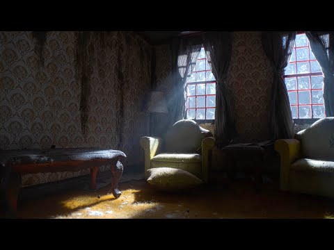 Building a Realistic Diorama of an Abandoned Living Room