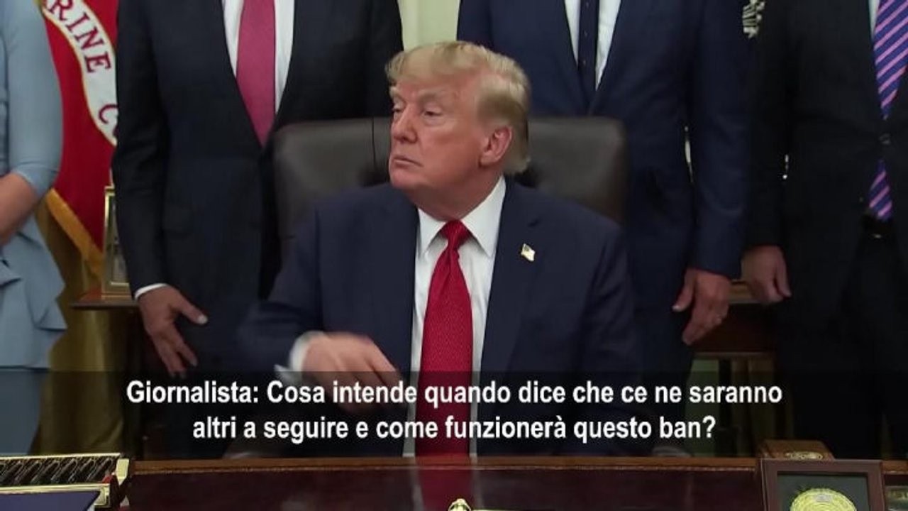 Trump: New York Times e Washington Post sono fake news disgustosi