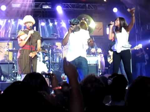 The Roots "You Got Me" (Live) ft Erykah Badu and EVE