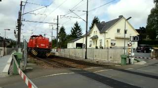 preview picture of video 'CFL Cargo 1501 passing through Noertzange (2012-05-19)'