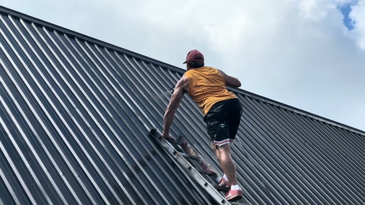 Steep Roof Spray Painting | Professional Roof Painters | Bay of Plenty