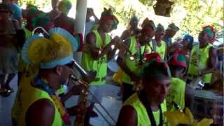 preview picture of video 'Carnaval 2013 - Praia dos Algodões, Maraú-Ba - Parte 1'