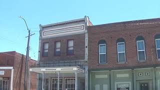 A TRIP INTO TOWN: MONTGOMERY CITY, MISSOURI