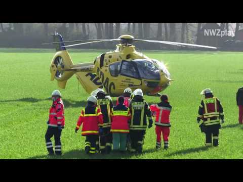 Nordwestbahn kollidiert mit Lkw - Fahrer schwer veletzt