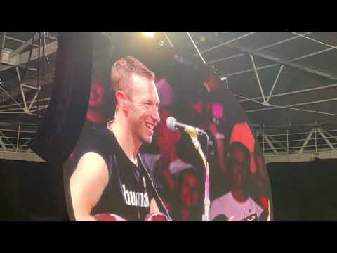 Coldplay & Natalie Imbruglia - Torn | Music of the Spheres Tour London 17/8/22