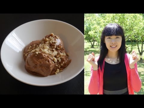 Crème glacée de banane au Cacao et aux Noisettes [Recette Santé Vegan] [Dessert] Banana Nice cream Video