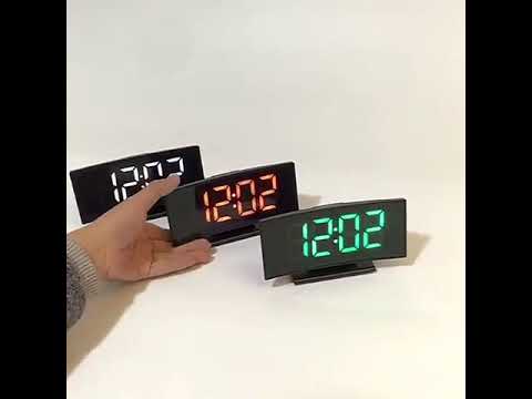 Электронные часы будильник Zohar DS317 с большим LED дисплеем, с большими белыми цифрами