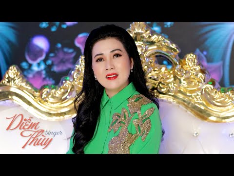 Thể hiện bởi Diễm Thùy