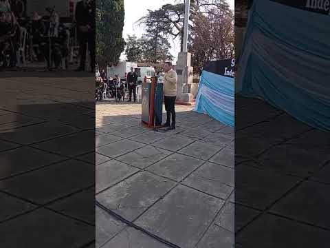 Acto 9 de julio plaza Hipólito Yrigoyen 