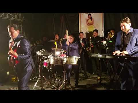 Un mosaico sanjuanitos del gigaban