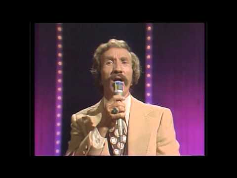 Tree In The Meadow - Marty Robbins