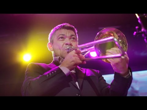 Pushkin Klezmer Band – Манька