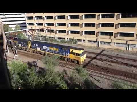 Pacific National 4BM2 and 4124 at extremely windy Gosford 29/1/15