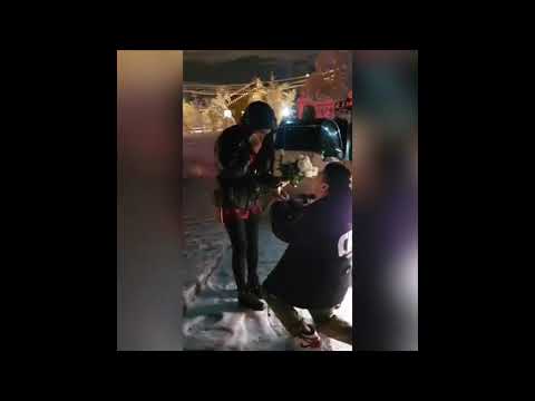 Якутский регги-исполнитель Kit Jah сделал предложение своей девушке Якутский регги-исполнитель Kit Jah сделал предложение своей девушке