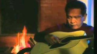 Download lagu Rinto Harahap Tak ingin sandiwara mp3