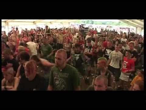 Force Attack 2004 ][ Barackca - Ellenörés alatt (Unter Kontrolle)