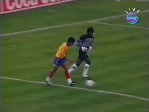 Copa América 1991: Colombia 1-0 Ecuador (07/07/1991). Narración en inglés.