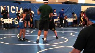 preview picture of video 'Jewelina Ko (Benicia) vs Albany Middle School Wrestling (10/29/14)'