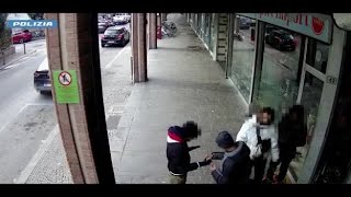 Ravenna, il video dell'operazione «smoke corner»: la maxi retata contro lo spaccio in zona stazione