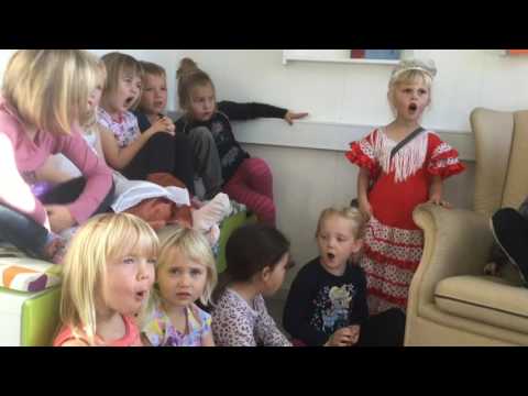 Egense Friskoles Naturbørnehave Oktobersangen