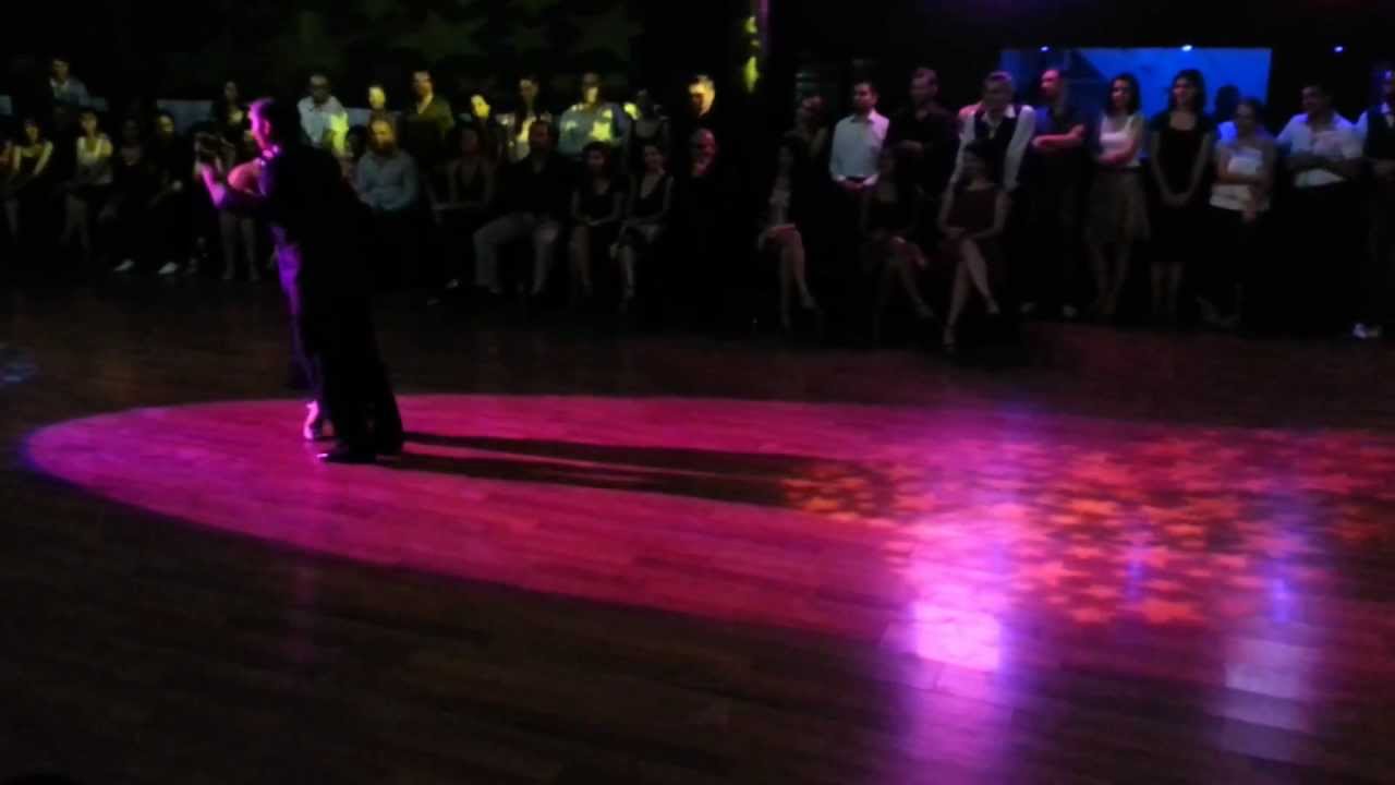 Neri Luciano PILIU & Yanina Valeria QUIÑONES, Sinergia Tango Meeting, 05-10-2012, 4/4