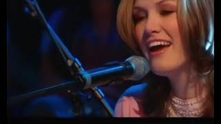 Darren Hayes &amp; Delta Goodrem - Lost Without You  LIVE