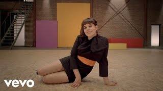 Lady Linn And Her Magnificent Seven - Cry Baby