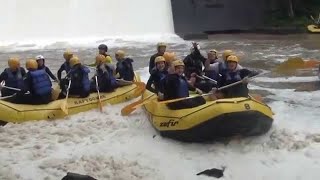 preview picture of video 'Rafting - Tres coroas - Rio Paranhana cheio - Educação física 2011 e 2013 Ideau'