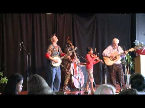 Cherokee Shuffle - fiddle tune played by Helen (age 9)