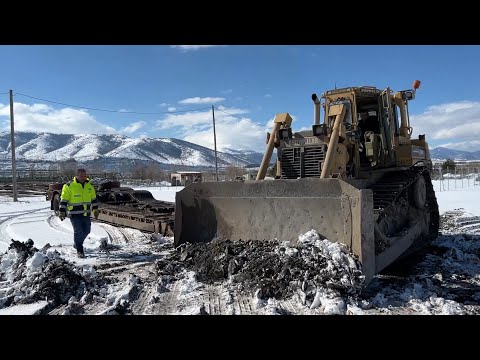 Transporting On Site The Caterpillar D6H Bulldozer - Sotiriadis/Labrianidis Mining Works