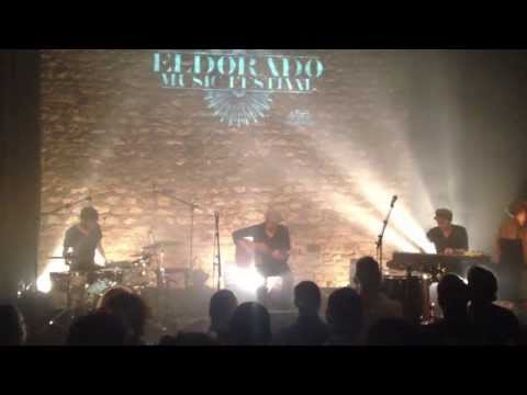 Uncovered QOTSA (live at Café de la Danse, Paris) - Feel Good Hit Of The Summer"