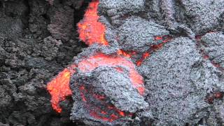 preview picture of video 'Lava on Volcan Pacaya, Guatemala'
